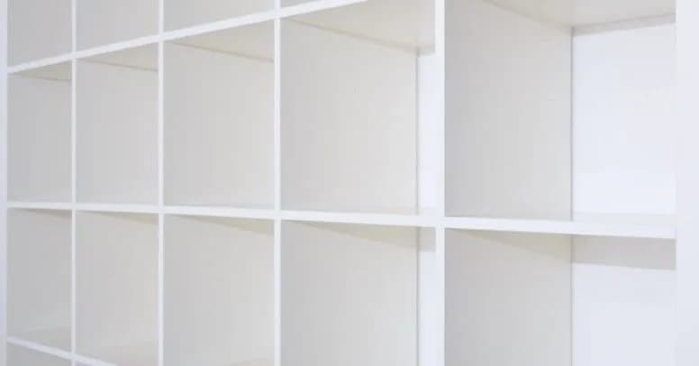 Jak zrobić tani regał: proste i tanie pomysły na DIY meble